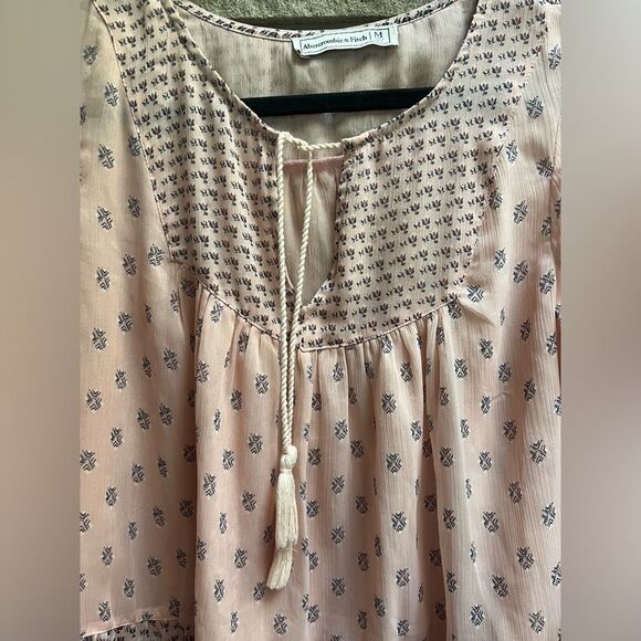 Abercrombie & Fitch flowy boho light pink print tassel top blouse medium - Picture 6 of 9